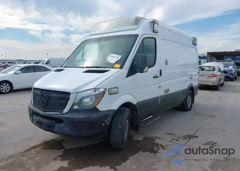 2017 Mercedes-Benz Sprinter 2500 Standard Roof V6 из США, поврежденный, VIN WD3PE7CD8HP565505